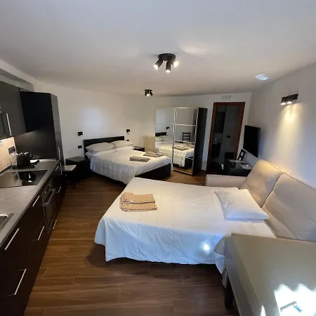 John Sea * Giardini-Naxos